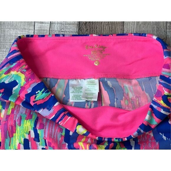 Lilly Pulitzer 27652 Luxletic UPF Weekender Luminescent Midi Capri Leggings sz M - Picture 4 of 12